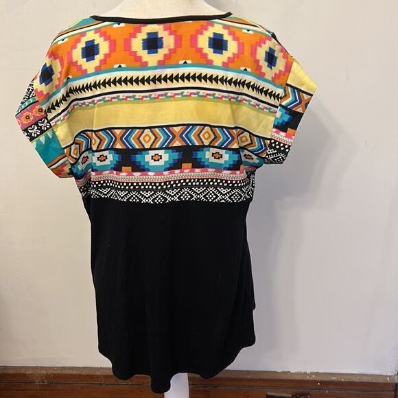 Sunny Leigh cap sleeve multicolored patterned blouse Size L - Picture 6 of 8